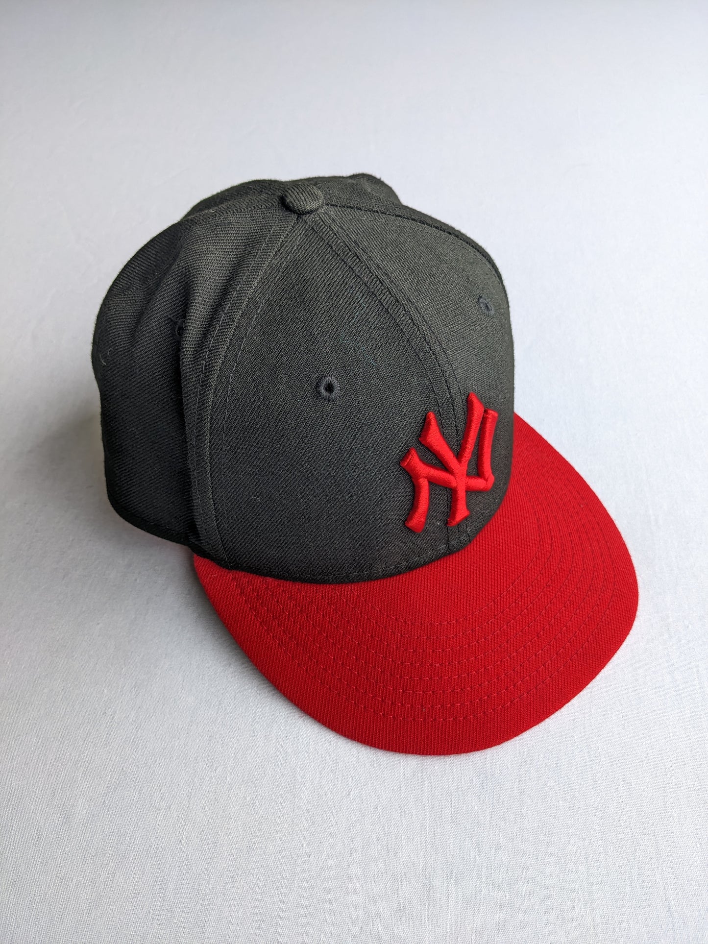 NY Yankees fitted cap