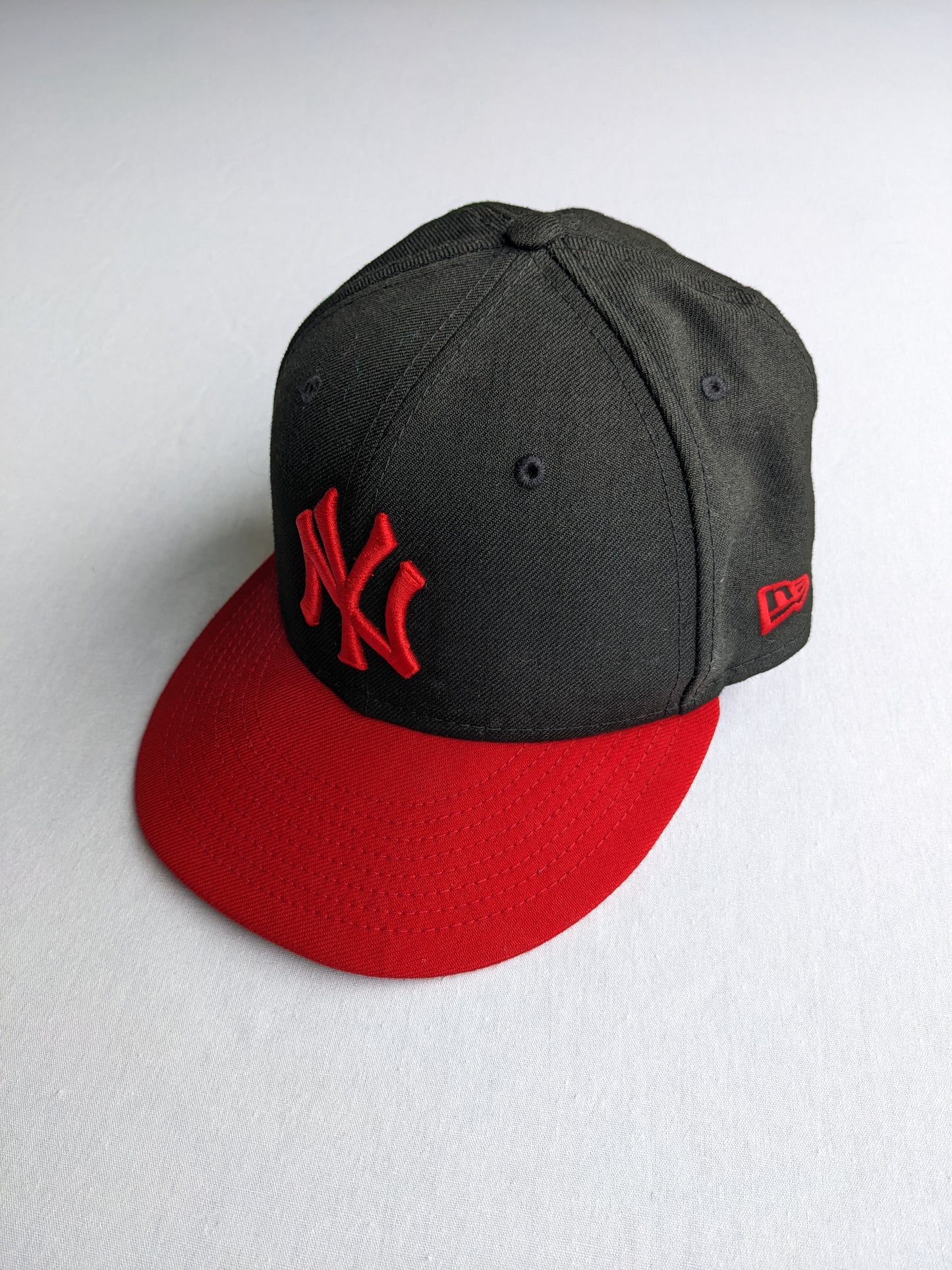NY Yankees fitted cap