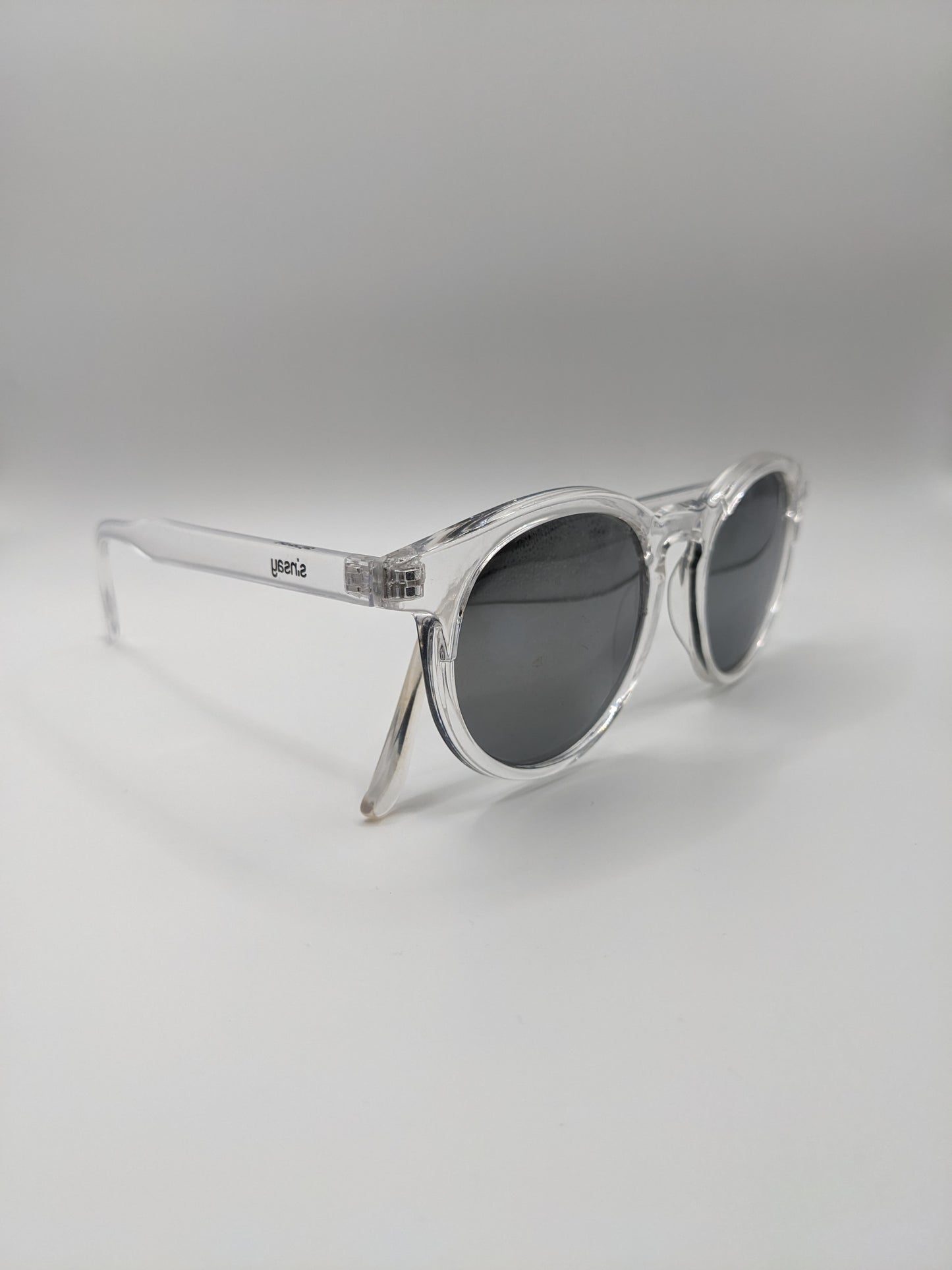 Round sunglasses