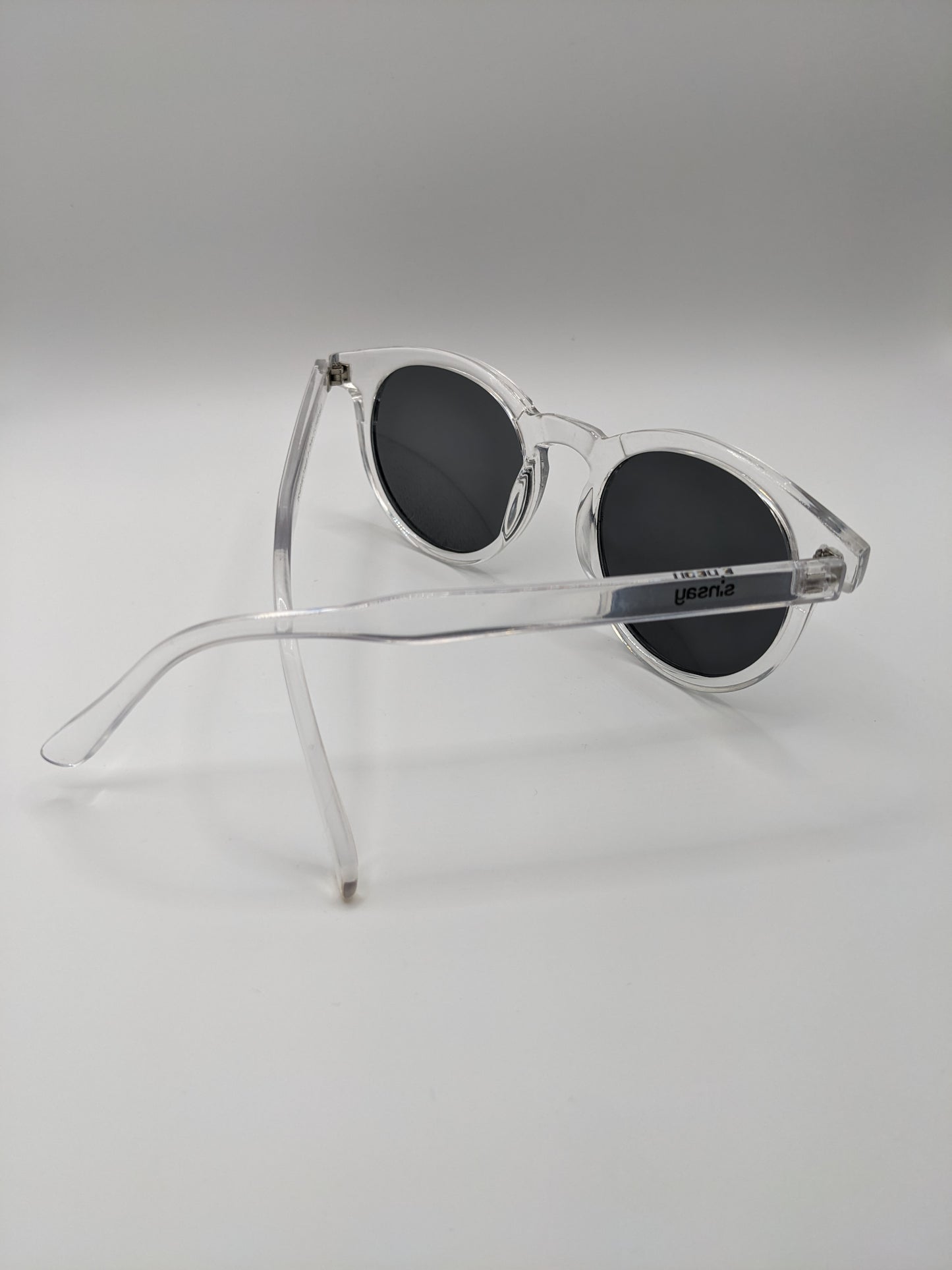 Round sunglasses