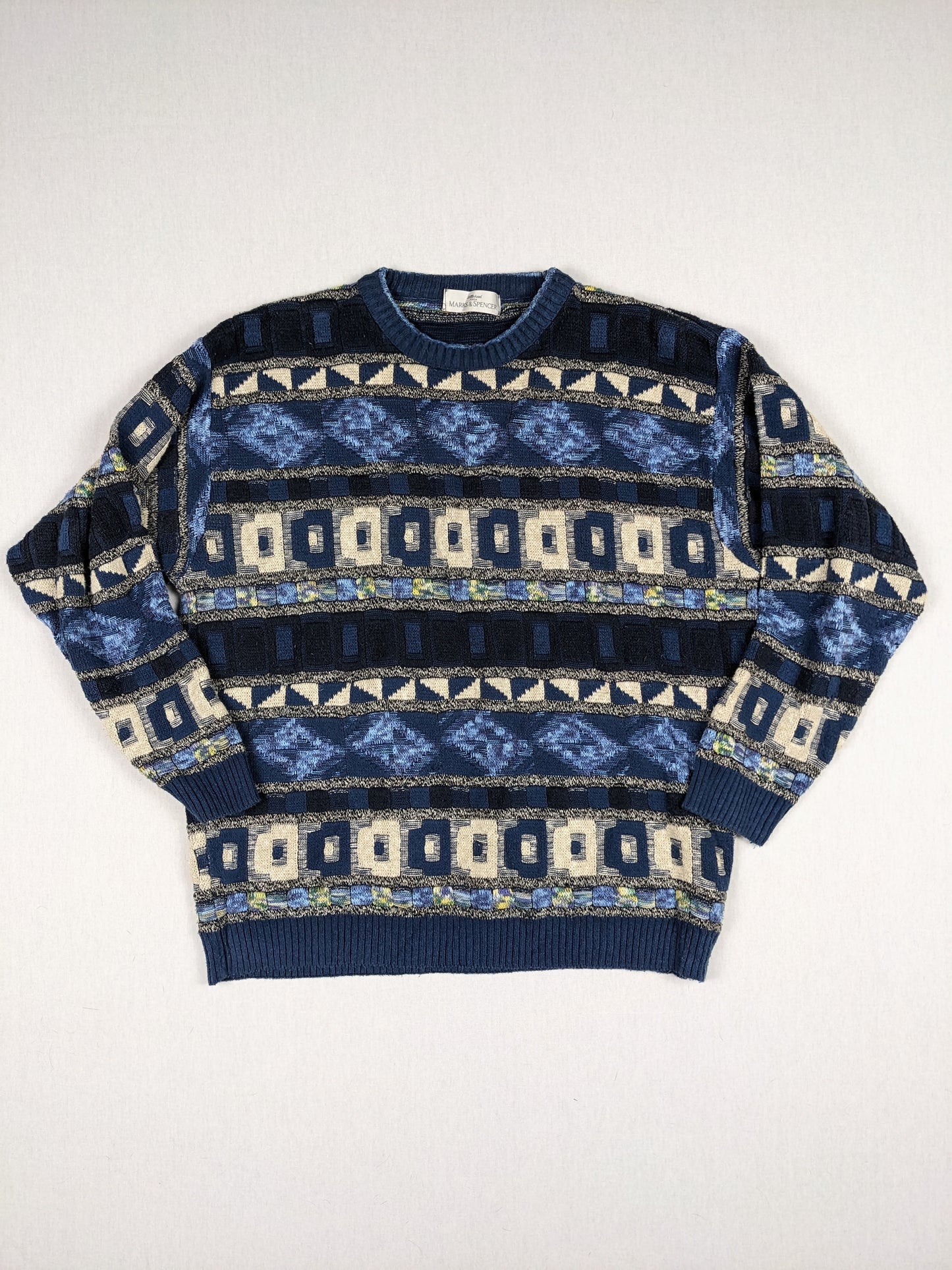 Vintage knit sweater