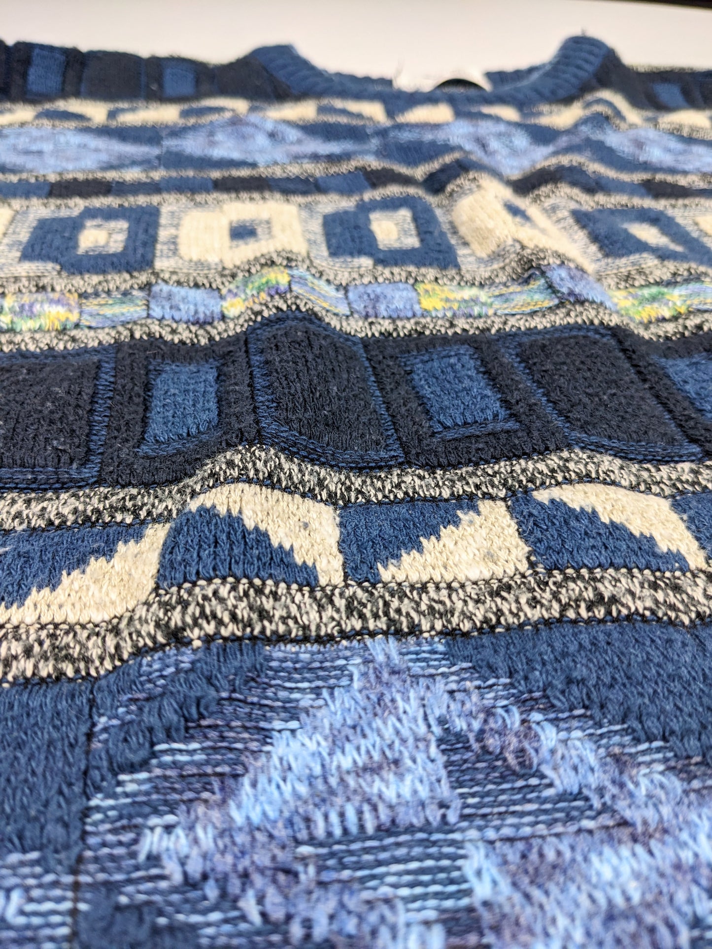 Vintage knit sweater