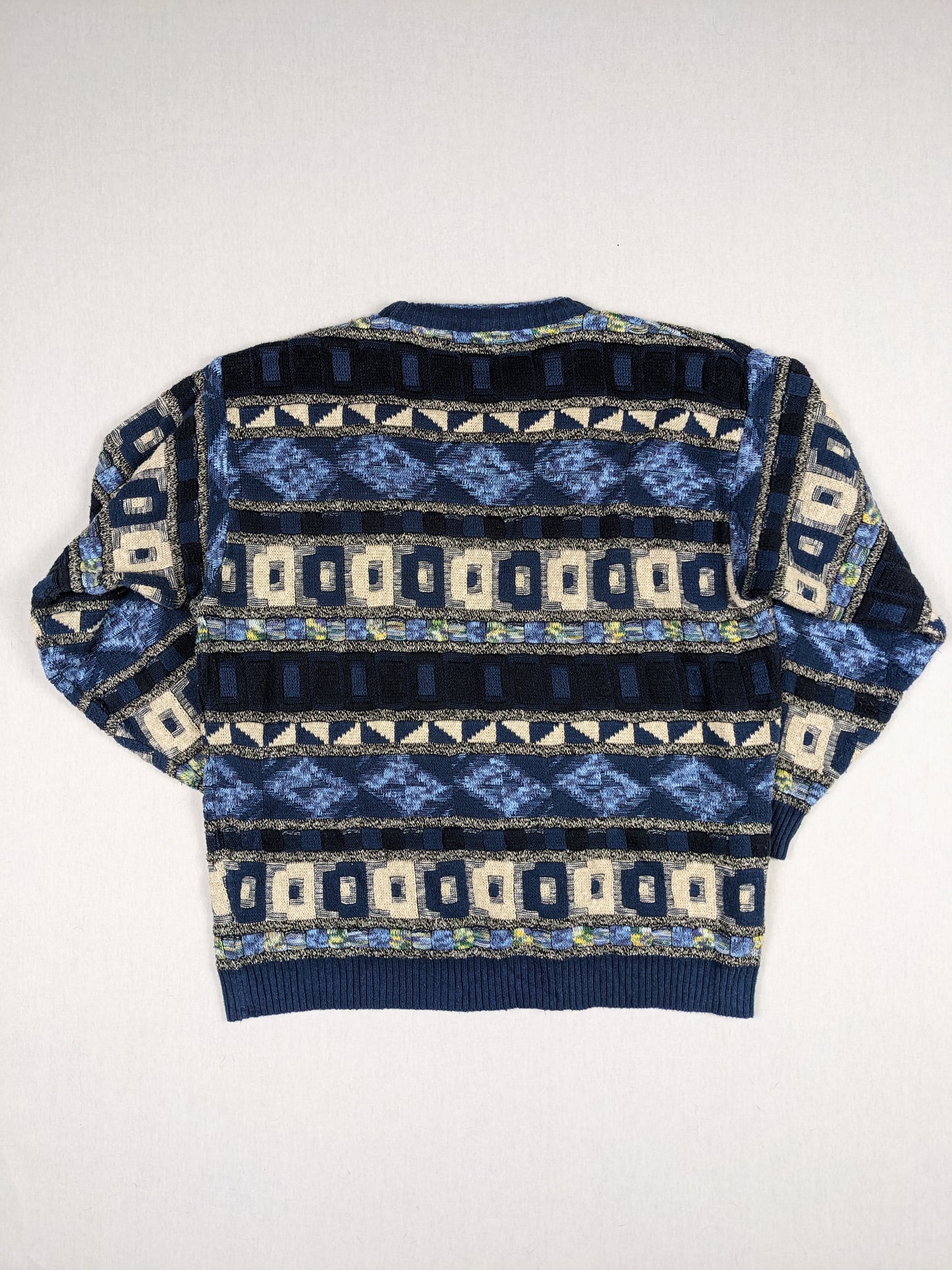 Vintage knit sweater