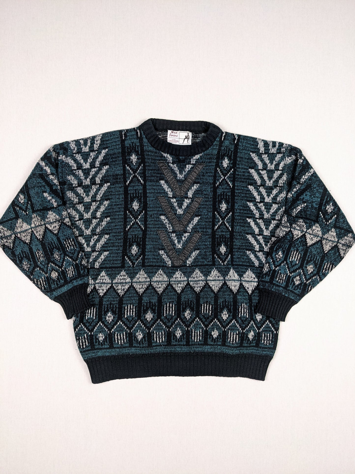 Vintage knit sweater
