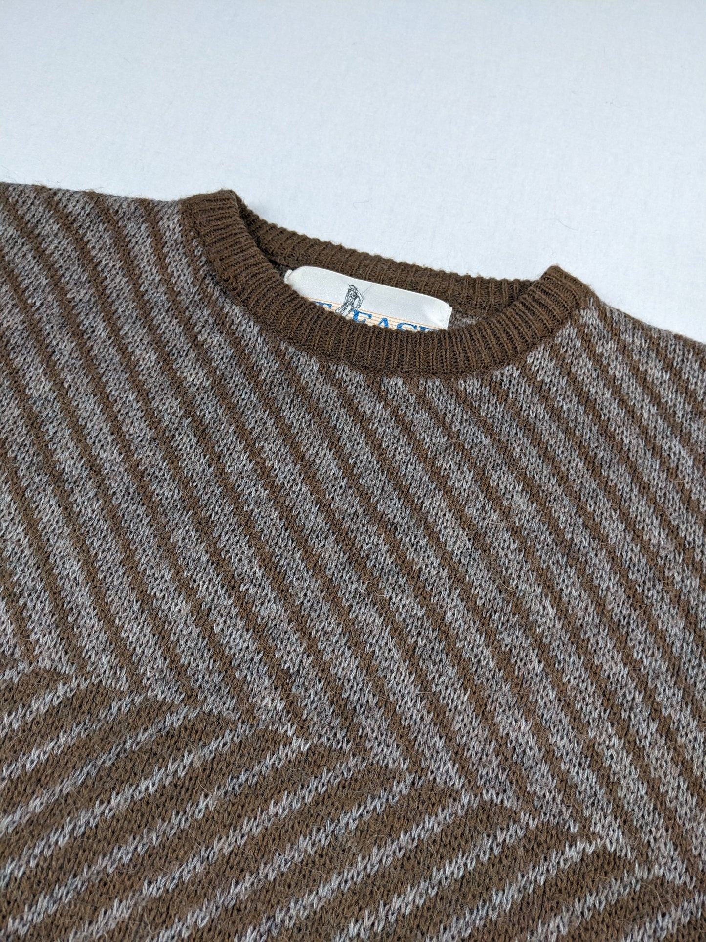 Vintage knit sweater