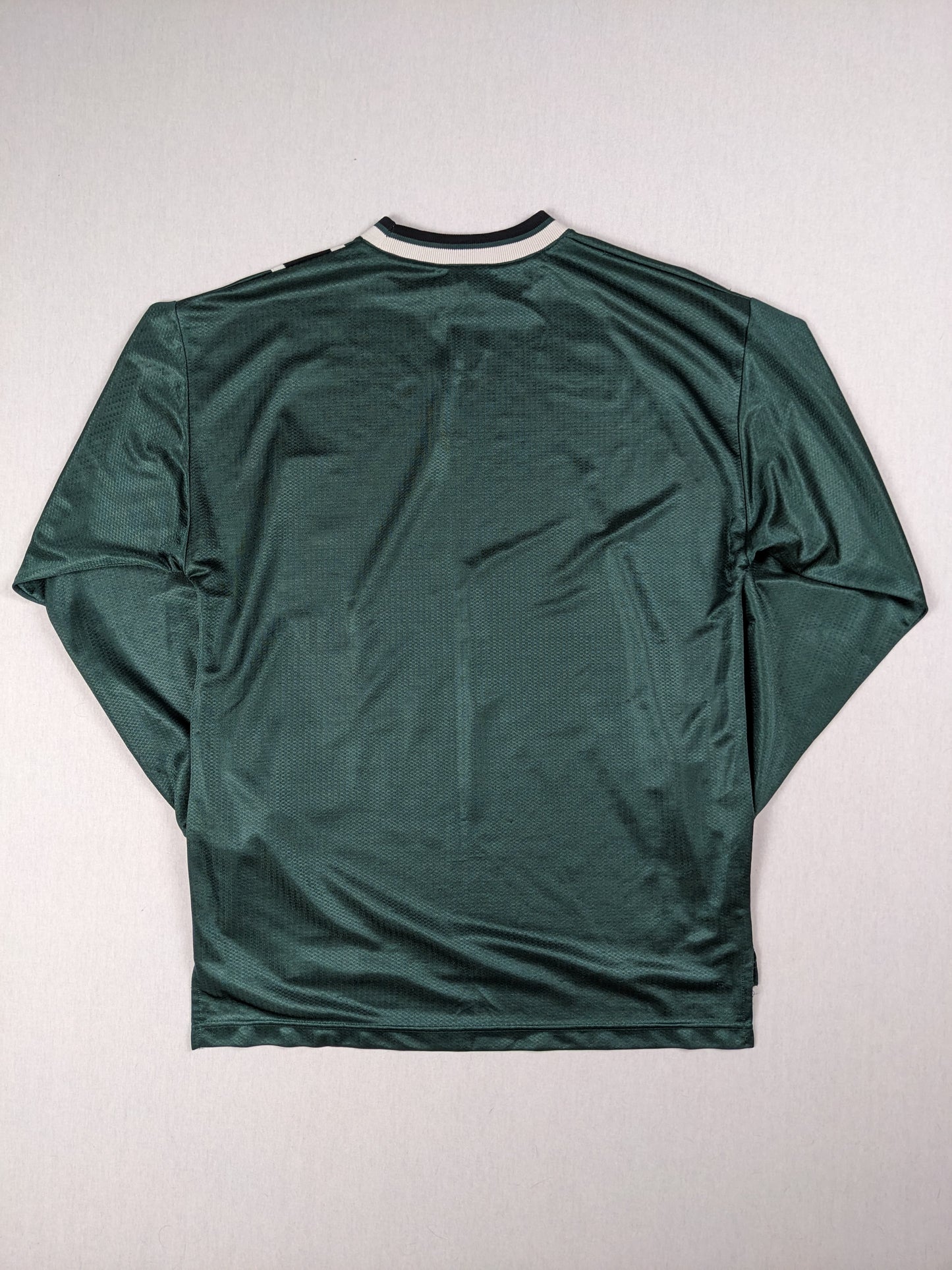 Long sleeve t shirt