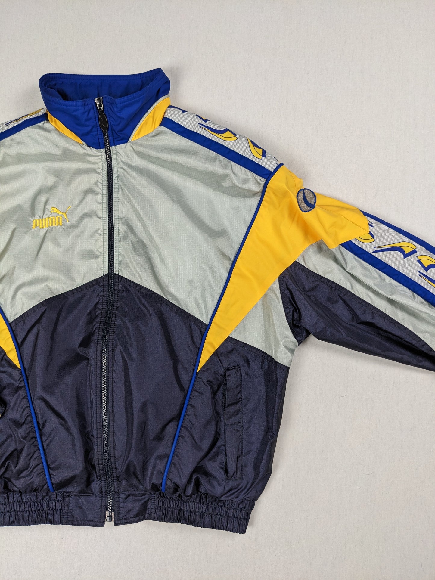 Vintage windbreaker