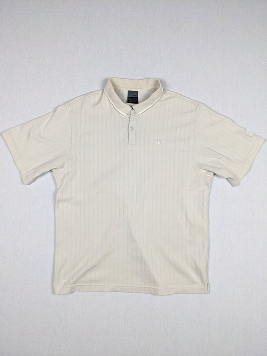 Vertical indented line polo